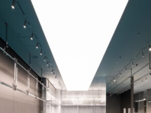 某ブランドショップ　ニュウマン横浜